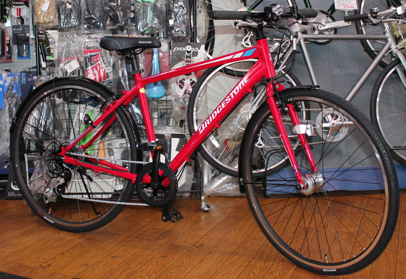 ブリヂストンの通学通勤用クロスバイクTB1が入荷いたしました。