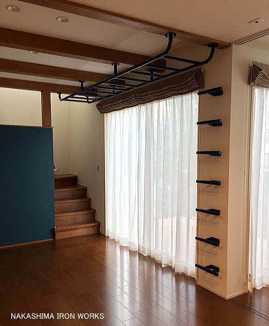 mina様完成写真うんていタイプB 雲梯室内