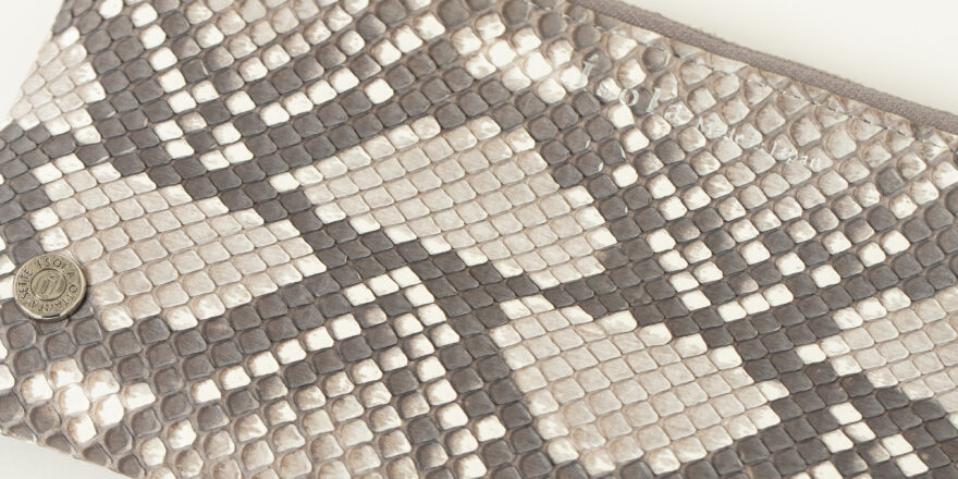 マットパイソン｜Item｜isola｜財布のisola(アイソラ)公式サイト