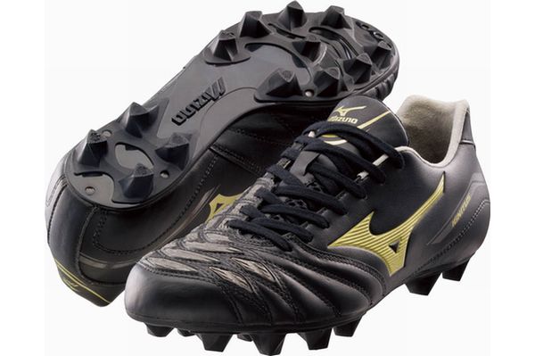 本田、新カラースパイクは「無限の黒」 | サカイク