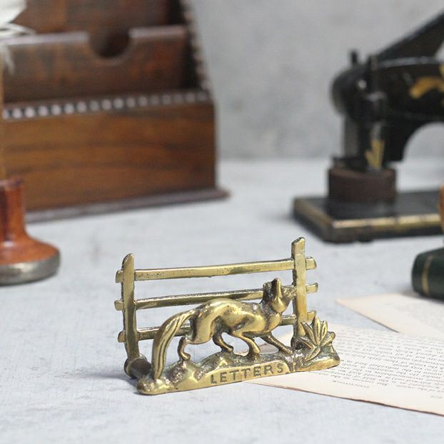 アンティーク小さな真鍮のレターラック 狐 イギリス カードスタンド