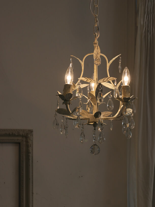 SGDシャンデリア3灯Stinaシャビーホワイト- サラグレース-