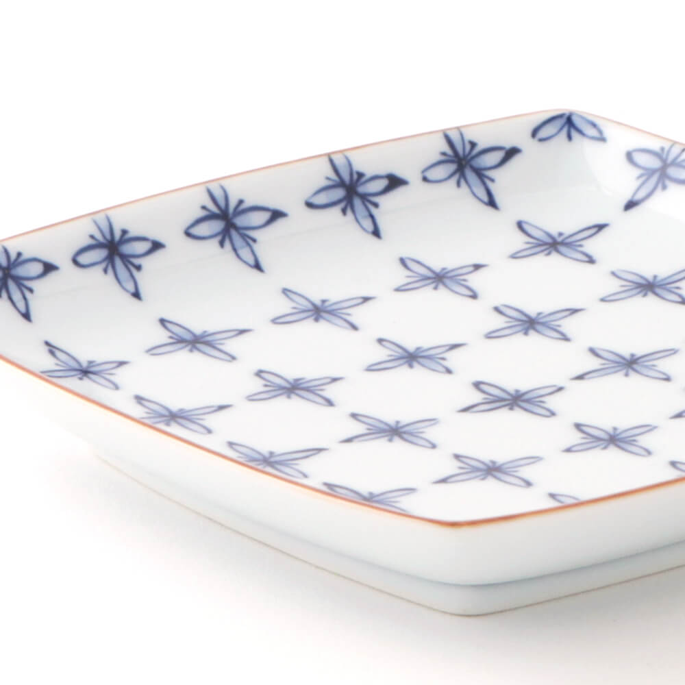 染付華紋 銘々皿 ｜ 有田焼の源右衛門窯公式オンラインショップ