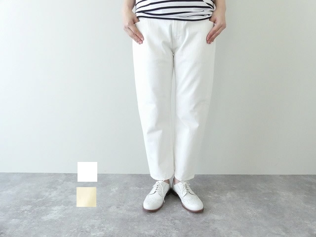 MidiUmi(ミディウミ) 白の4/5レングスコットンパンツ(2-71274A