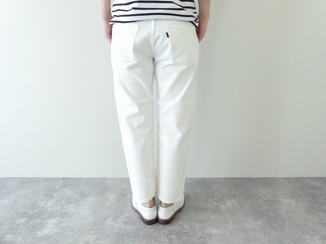 MidiUmi(ミディウミ) 白の4/5レングスコットンパンツ(2-71274A