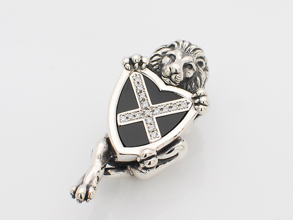 Justin Davis ジャスティンデイビス ライオンキーパーピアス LION