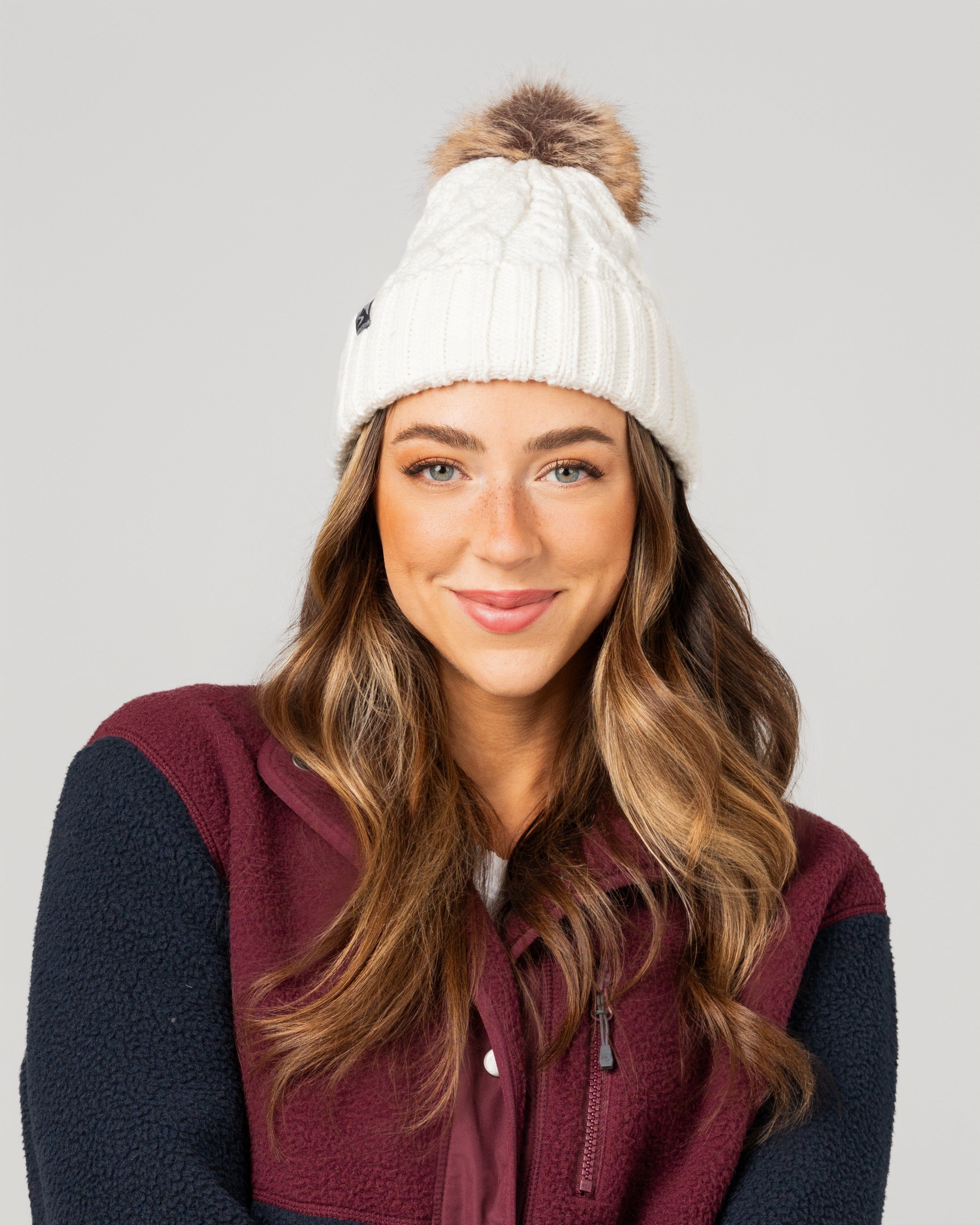 Show Off Cable Knit Pom Beanie – Storm Creek