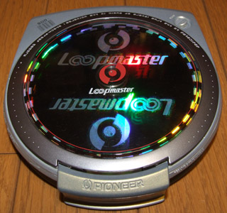 Pioneer Loopmaster ポータブルCDプレーヤー Pioneer Introduces the