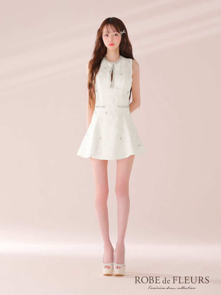 XSサイズあり【ROBE de FLEURS/ローブドフルール】ビジューライン