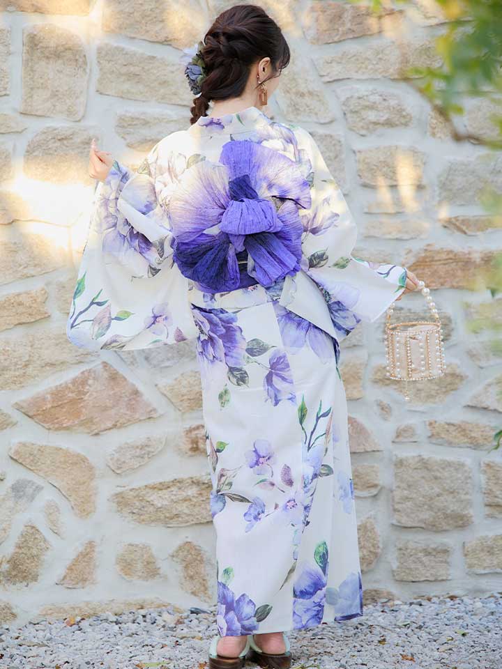 即日発送！】【浴衣】白地に水彩牡丹のクラシック浴衣 【浴衣3点