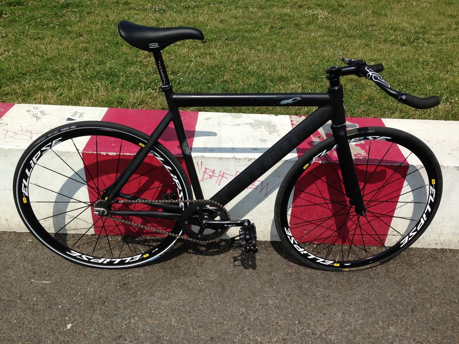 Leader 721 2011 black - Pedal Room