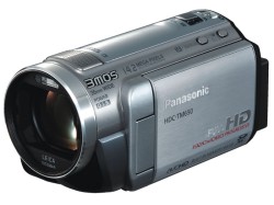 更新】パナソニック、別売レンズで3D撮影に対応するAVCHDビデオカメラ2