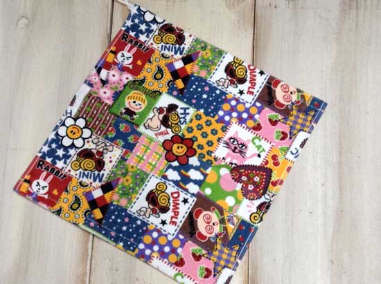 ヒステリックミニ（HYSTERIC MINI） SCRAP PATCHWORK柄パイル地ハンド