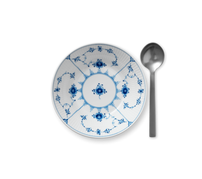 ブルーフルーテッド プレイン ディーププレート 17cm|ロイヤル