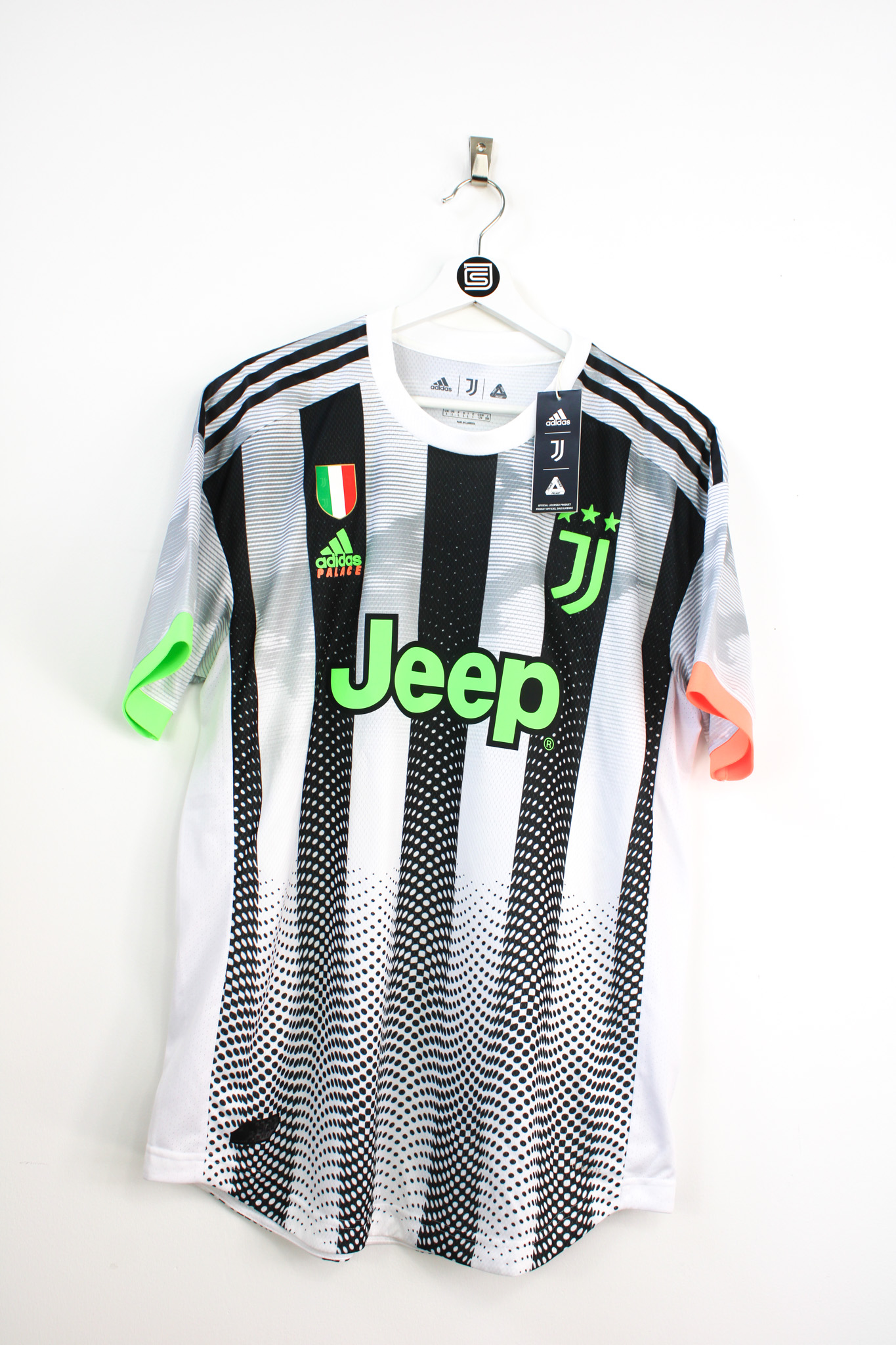 2019-20 Juventus x PALACE *BOXED* home jersey (#7 RONALDO) - L