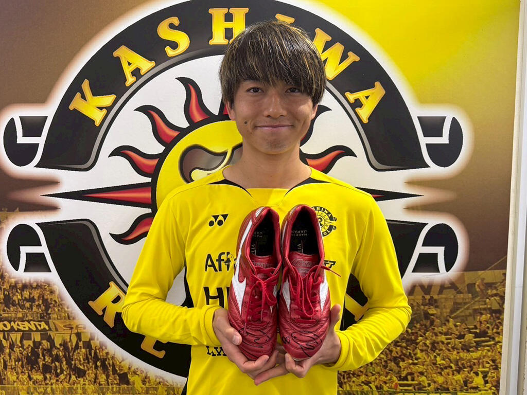 柏レイソル2026オーセンティックユニフォーム #8 小泉 柏レイソル2026