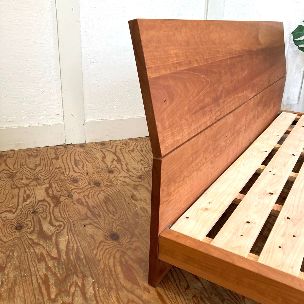 マスターウォール / MASTERWAL ルナ / LUNA クイーンサイズ ベッド