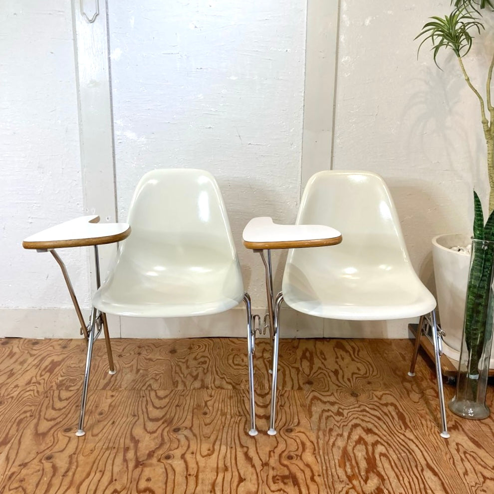 ハーマンミラー Herman Miller サイドシェルチェア ホワイト メモ台