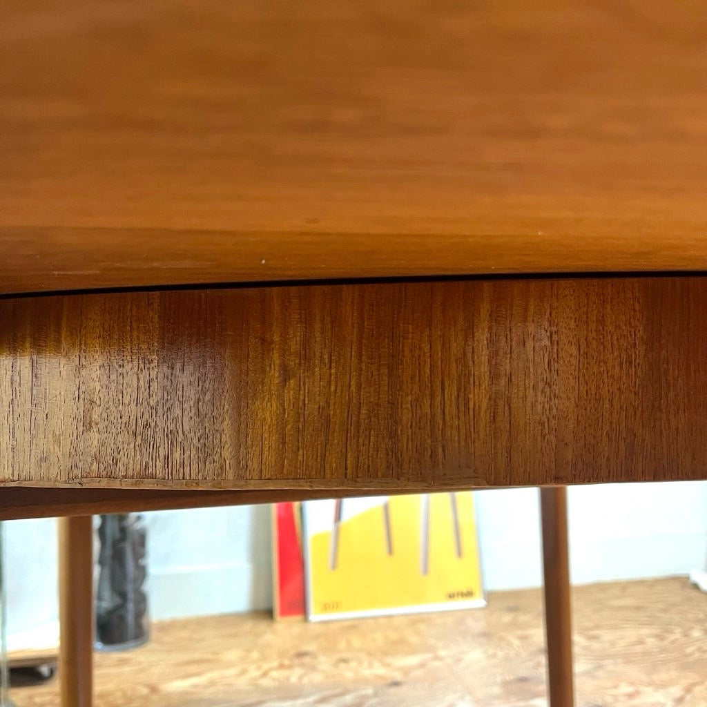 マッキントッシュ / A.H.McIntosh 伸長式ラウンドダイニングテーブル