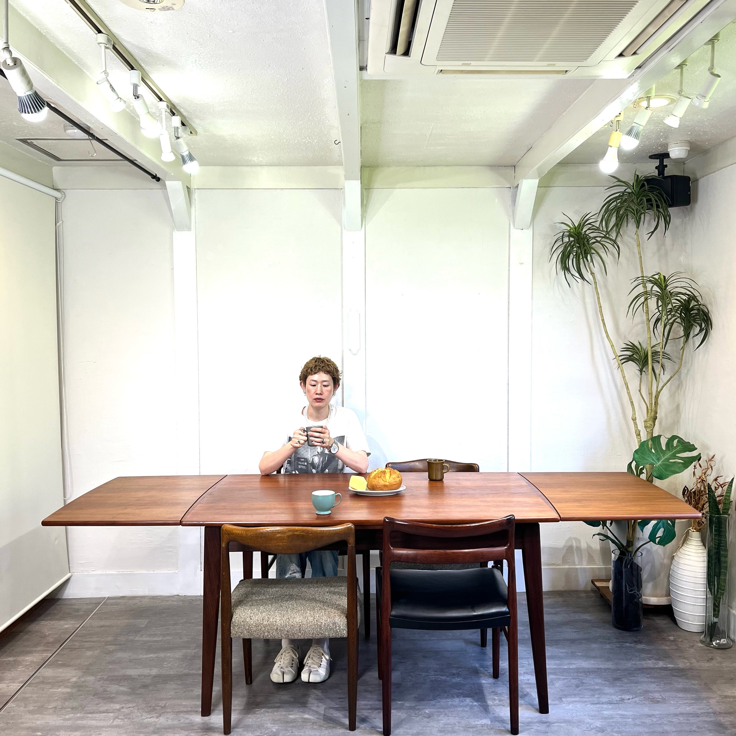 北欧 デンマーク エクステンション ダイニングテーブル 伸長式 チーク