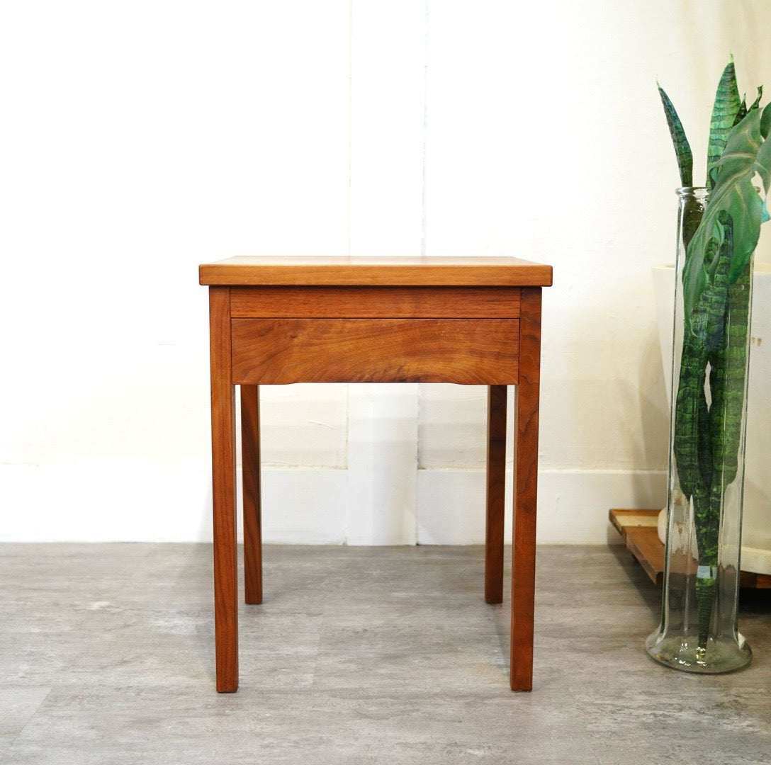 生活アート工房 サイドテーブル ウォールナット無垢材 引出し付き 中古