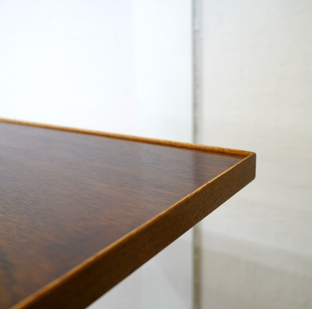 パシフィックファニチャーサービス / PACIFIC FURNITURE SERVICE