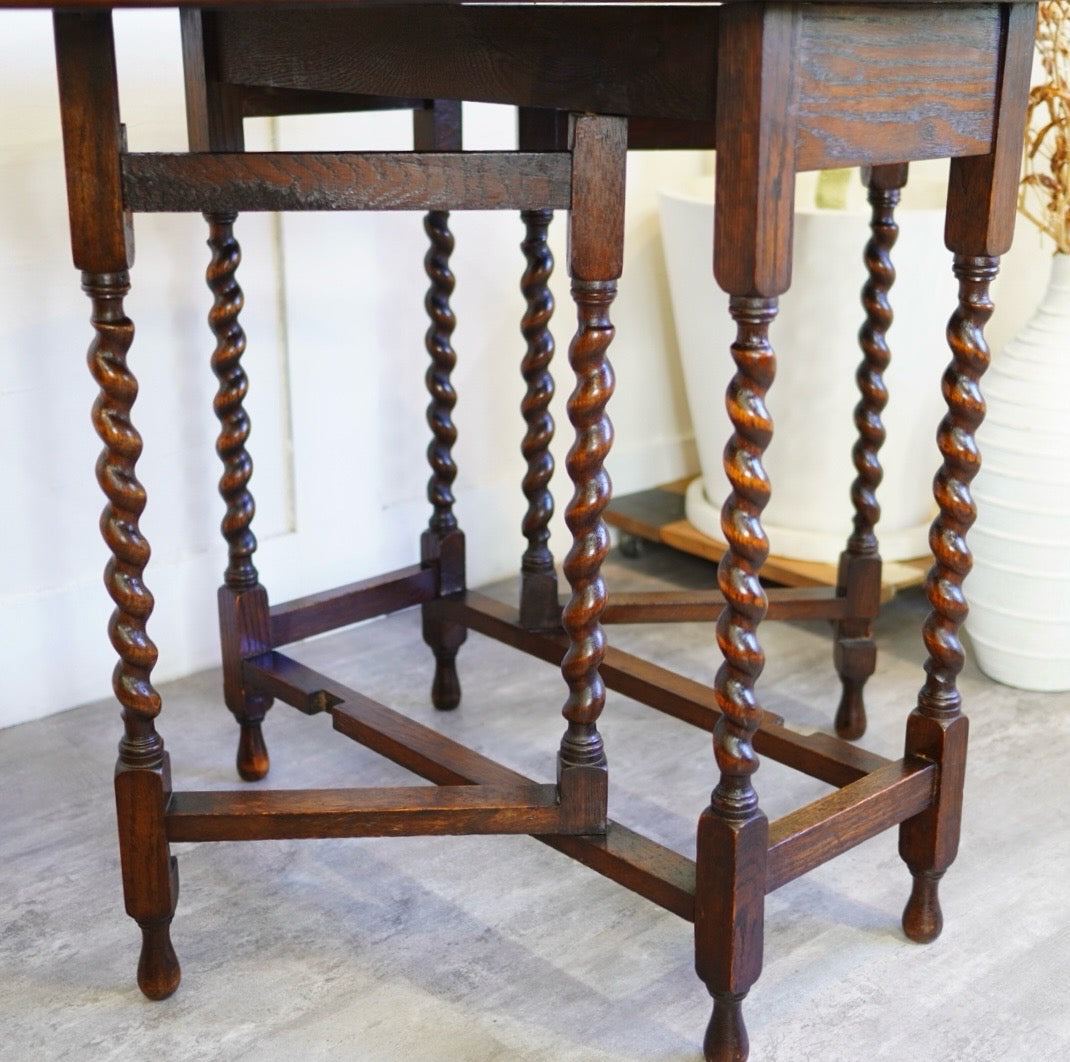 ツイストレッグ バタフライテーブル 英国アンティーク 中古 机 伸長式