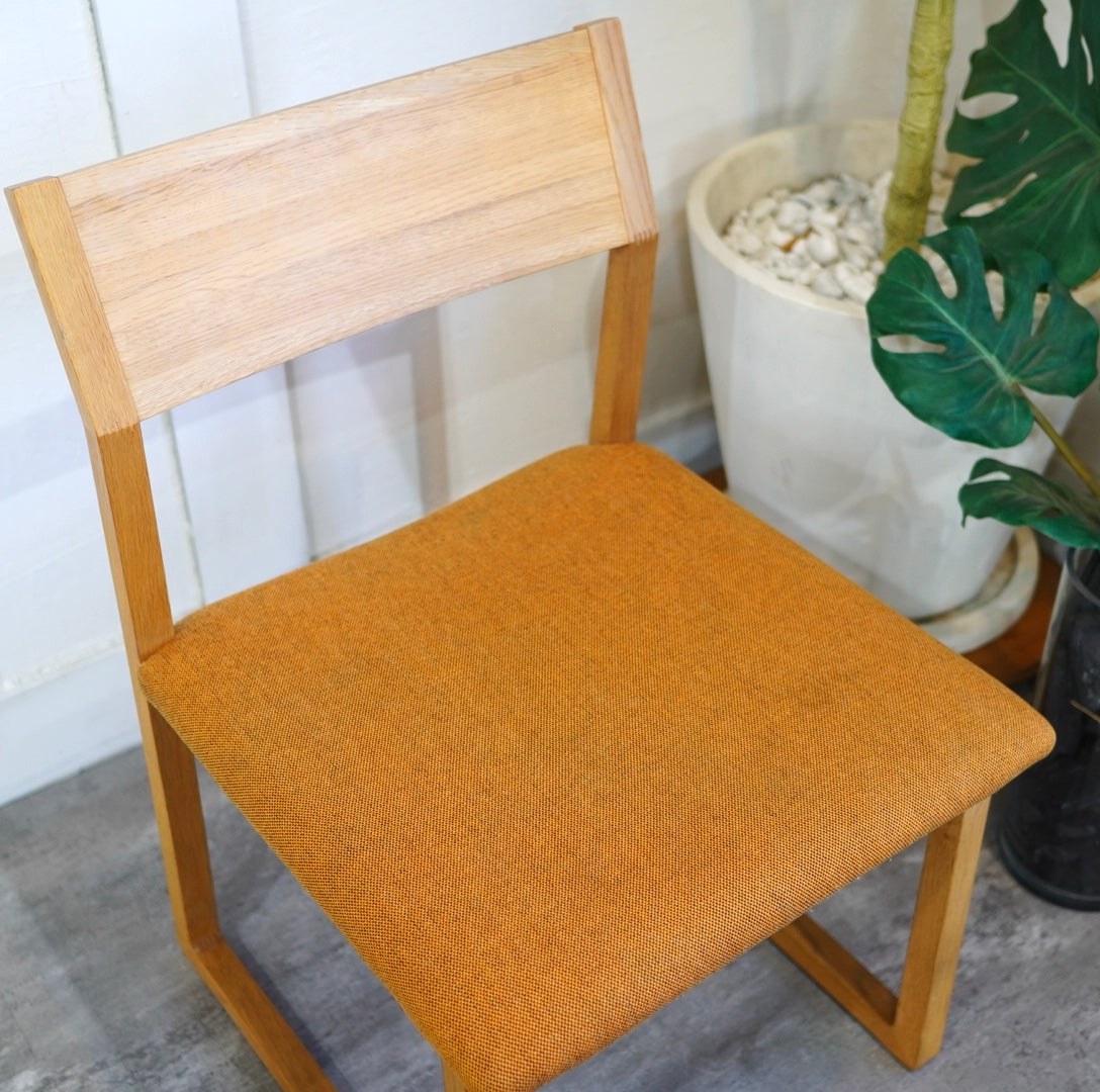 カリモク家具 karimoku HARU チェア アームレス 小林幹也 CB3305 中古