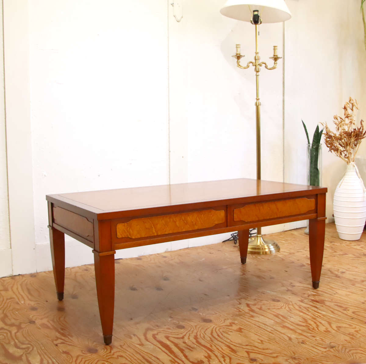 ドレクセルヘリテイジ / DREXEL HERITAGE カクテルテーブル トライユン