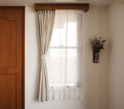 遮光1級カーテン Breeze アイボリー リセノ ウニコ モモナチュラル