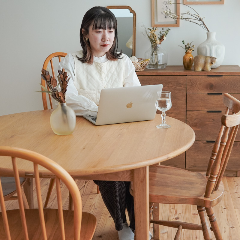 わたしの愛用品-名作アーコールチェアと合わせたい伸長式ダイニング