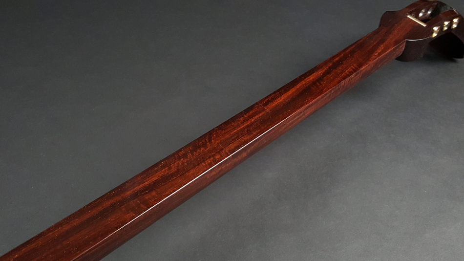 中古三味線】地唄紅木三味線・象牙糸巻き付（厳選品）【和楽器市場】