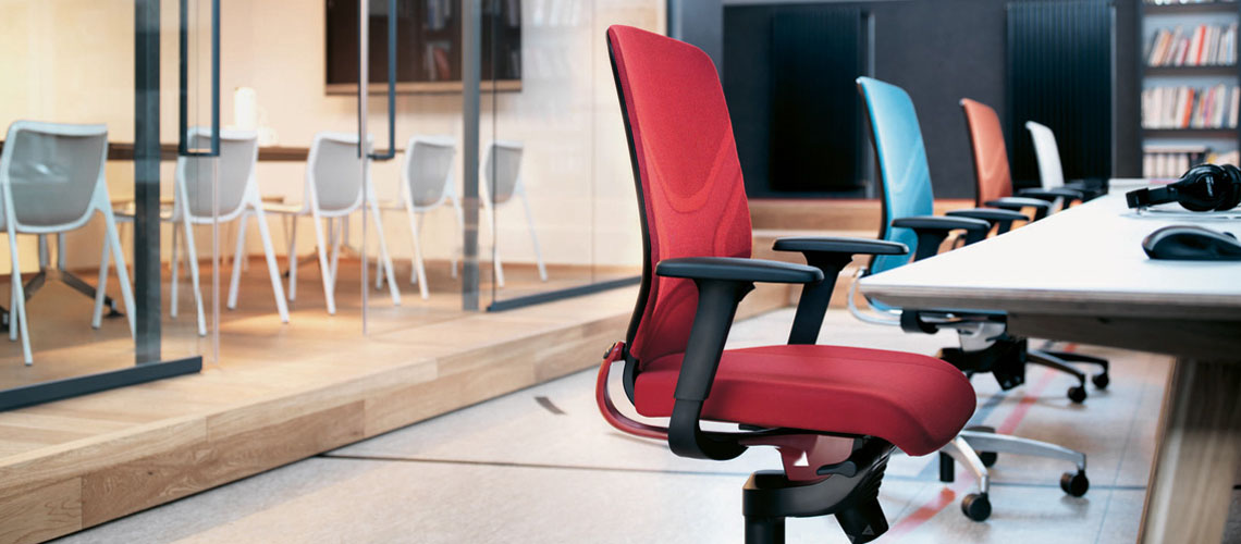 ボムチャン2脚セット ウィルクハーン□アシエンタ□総革□116万円