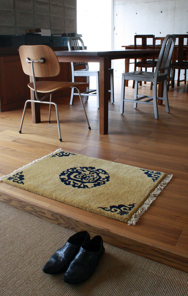 MUNI CARPETS」玄関サイズ55×75cm。 - Blog（アップルブログ