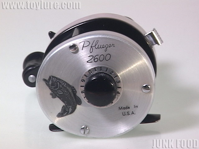 JUNK FOOD item: R-10183 Pflueger 2600 フルーガー2600