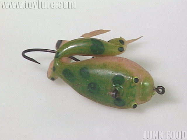 JUNK FOOD item: T-7626 Frog 3/8oz ガルシアフロッグ 小