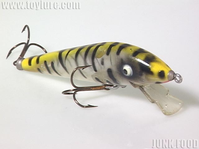 JUNK FOOD item: H-8359 Magnum Tiger マグナムタイガー