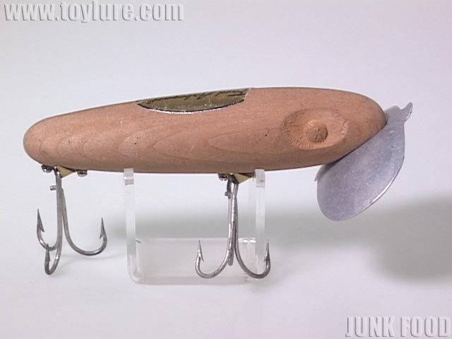 JUNK FOOD item: T-4508 Musky Jitterbug マスキー ジッターバグ ウッド