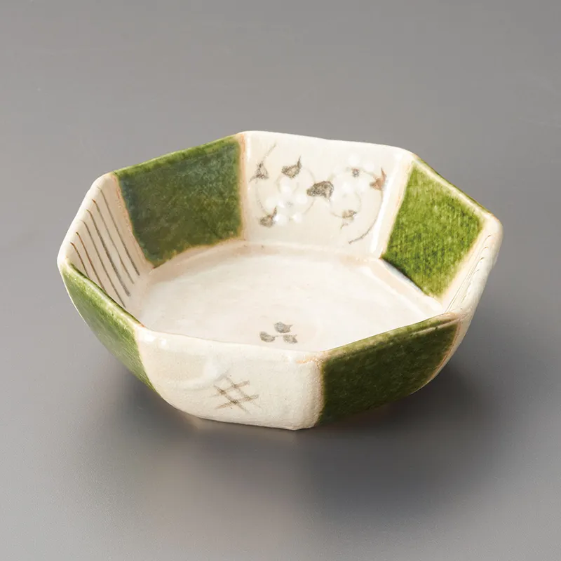 志野織部 八角盛皿 唐草絵(和風変形皿(中サイズ))|食器通販の陶磁庵