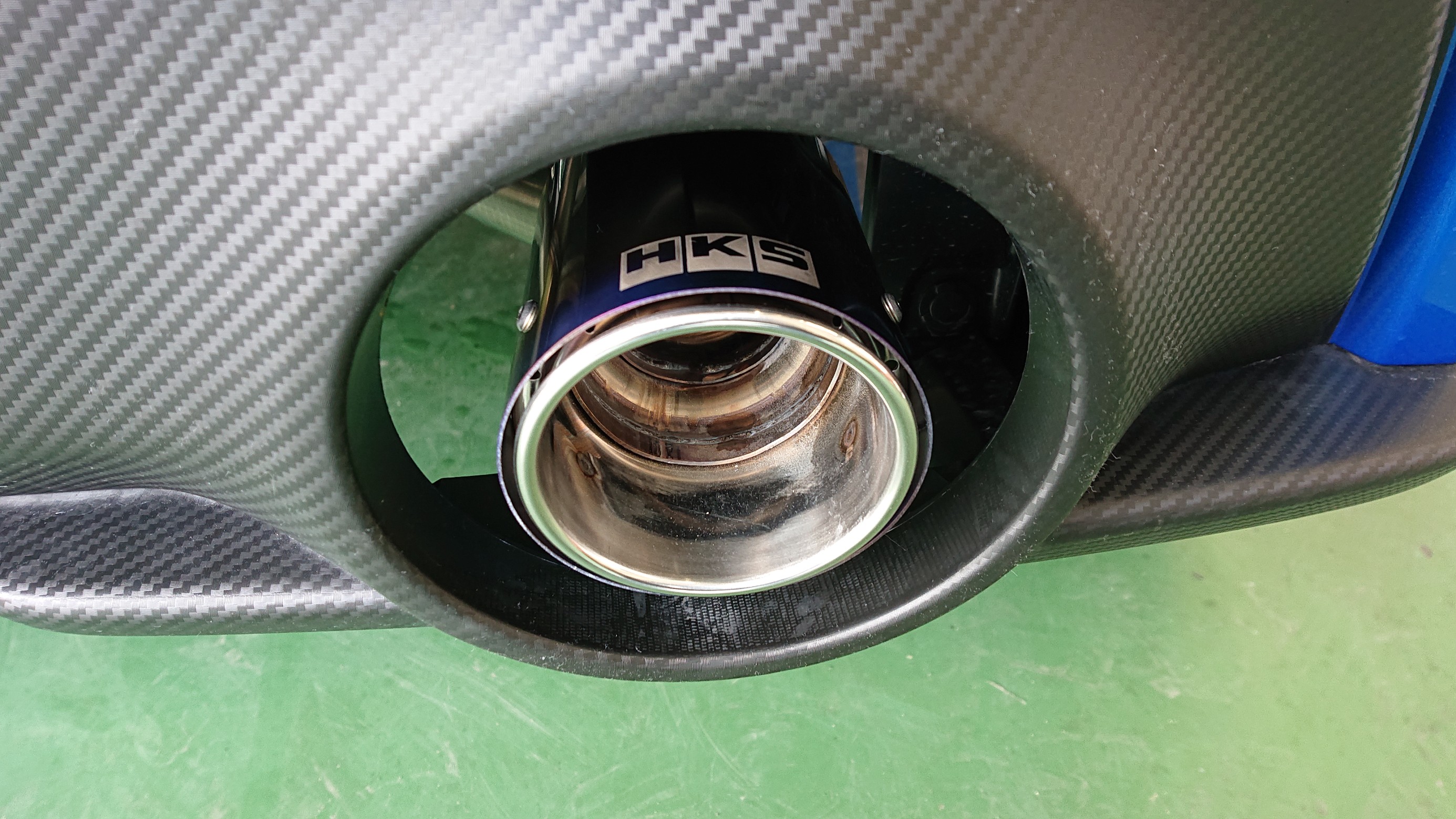 スイフトスポーツにマフラー（HKS Hi Powerspec LⅡ）を取付しました