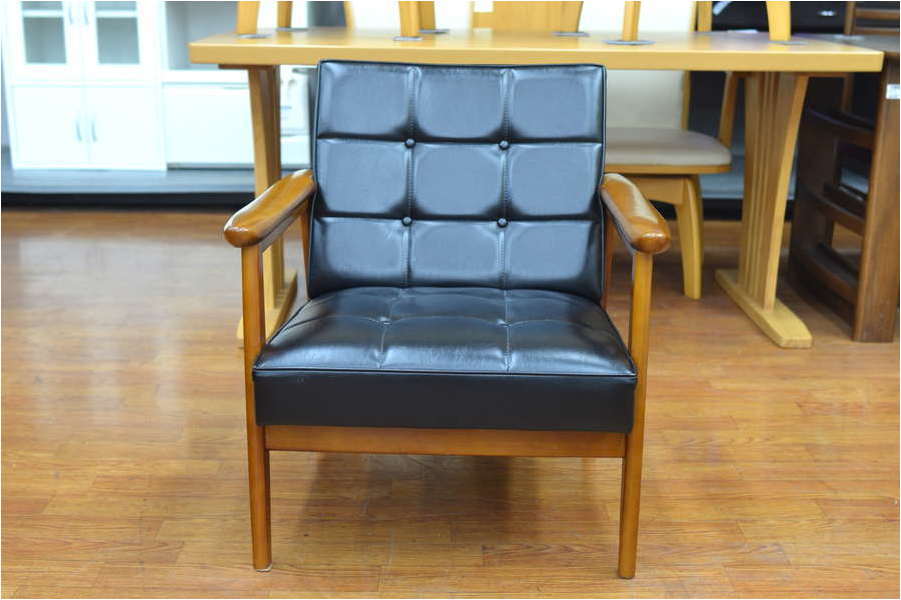 カリモク60の一人掛けソファー(Kチェア1シーター)が買取入荷しました
