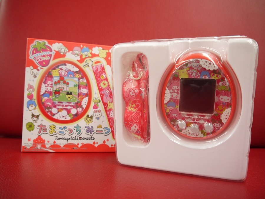 たまごっちみーつ サンリオキャラクターズDX Amazon.co.jp: BANDAI