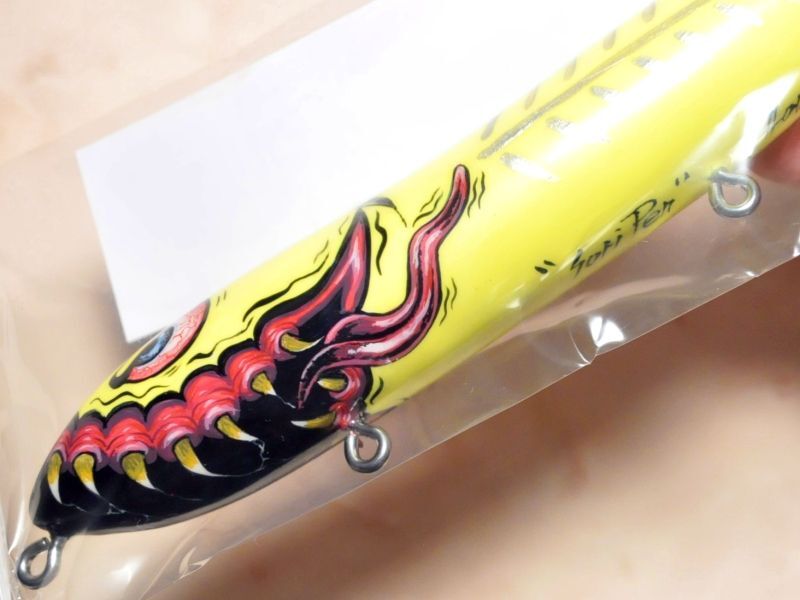 ハウリンウルフ ソリペン：釣り助オリジナル XRY 明るめイエロー 充血