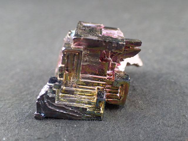 最高品質ビスマス人工結晶(Bismuth) 原子番号 83 蒼鉛 ｜石の販売専門