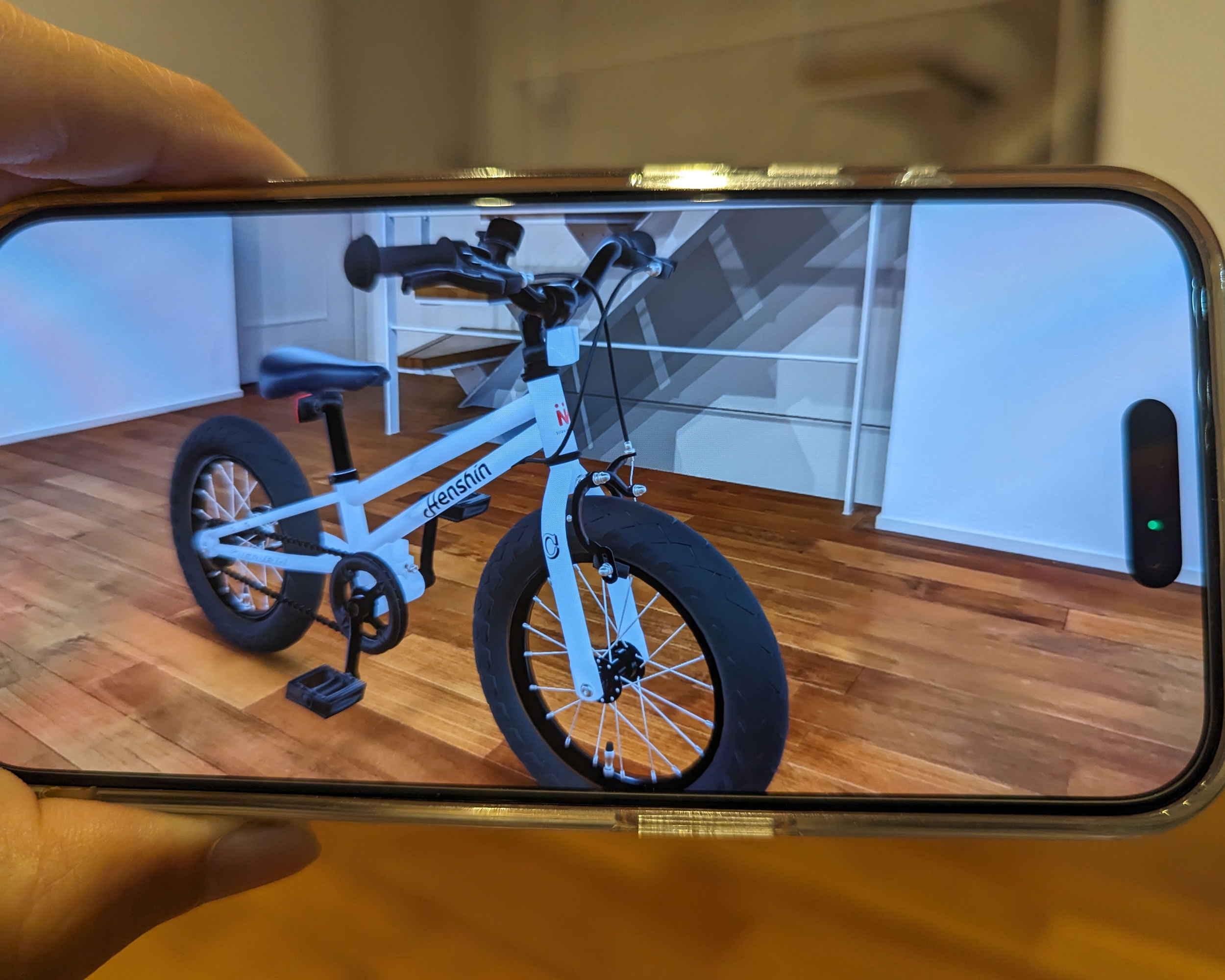 ARモデル HB2 Red | 株式会社ビタミンiファクトリー