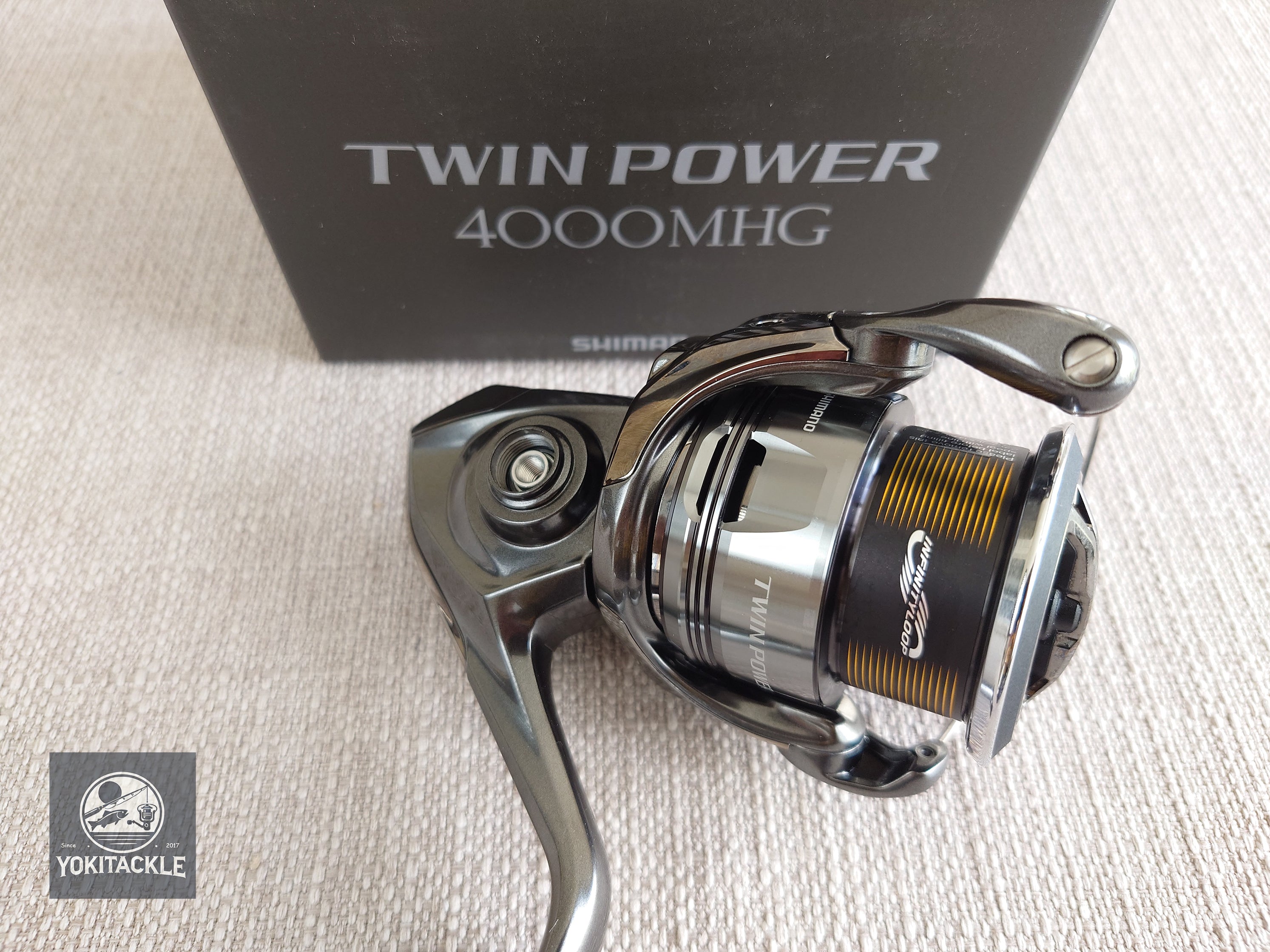 SHIMANO 24 TWIN POWER 4000MHG ツインパワーシマノ 24 ツインパワー