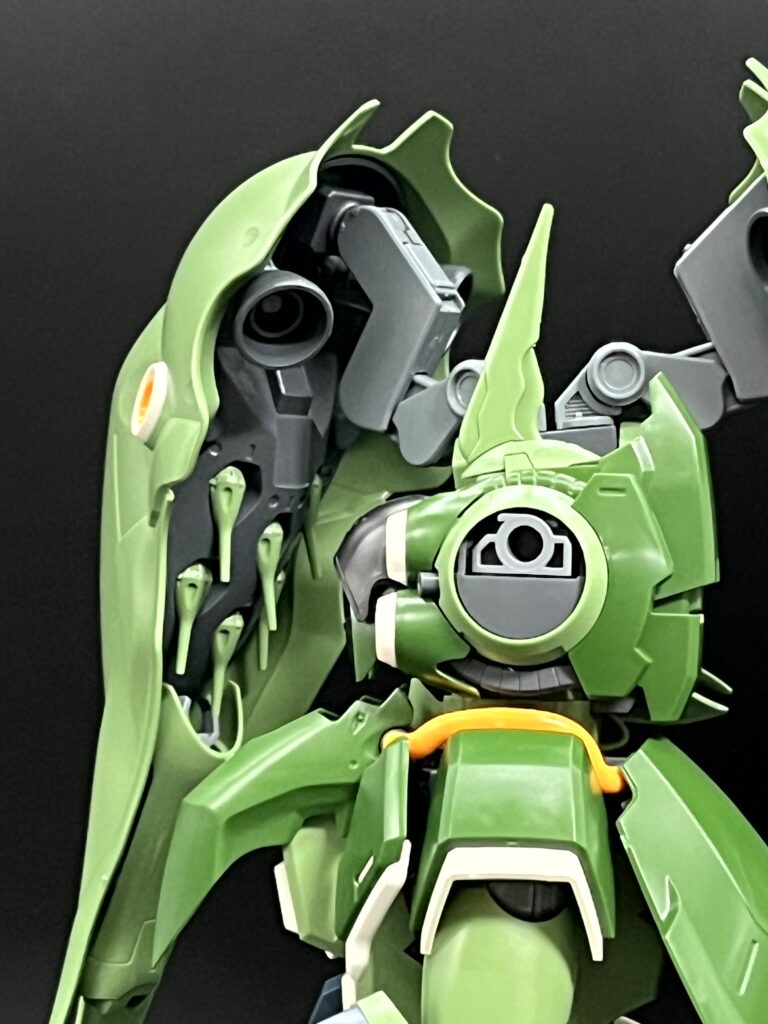 バインダーがでかすぎる!！ ガンプラ HGUC クシャトリヤ プラモデル