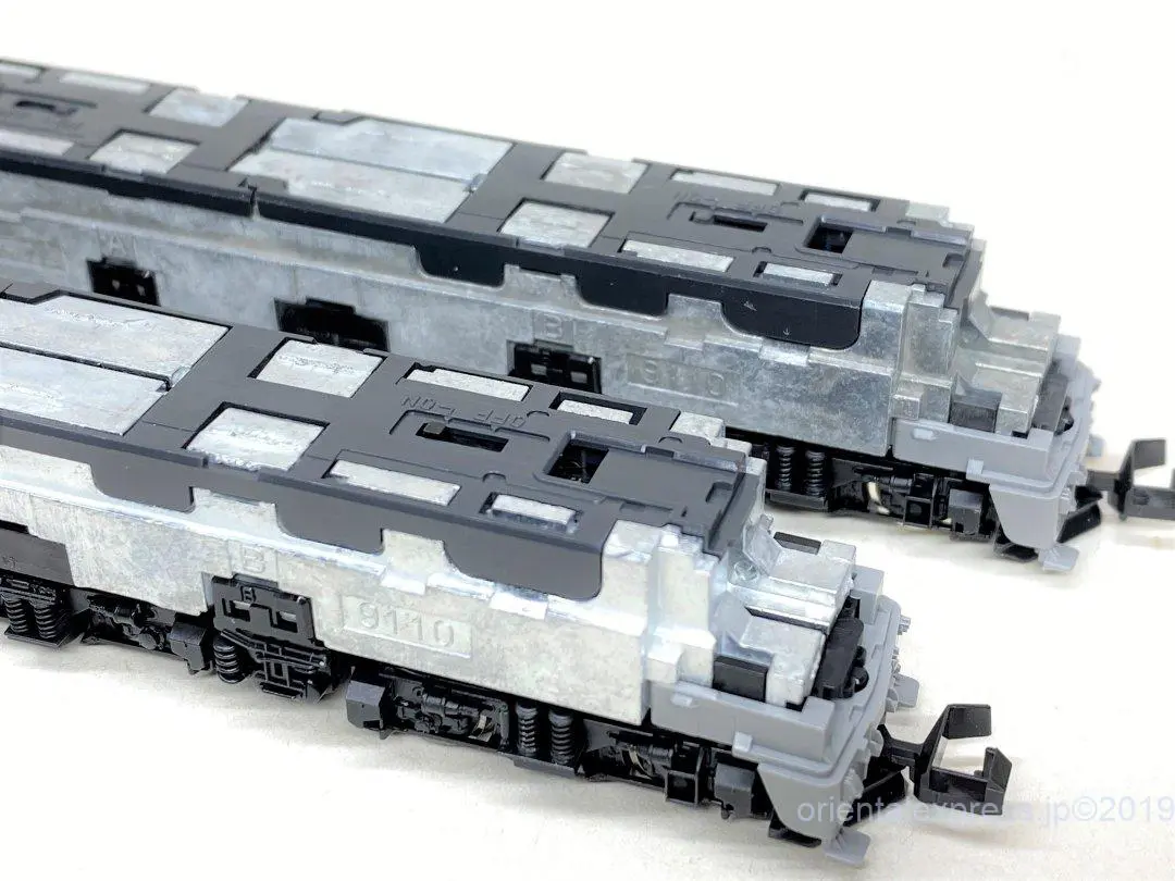 新 EF81「北斗星」塗装機が入線です！TOMIX 7126 新型モーターM-13搭載