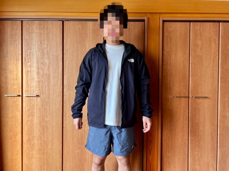 普段使い◎！ノースフェイス「エニータイムウィンドフーディ」のサイズ