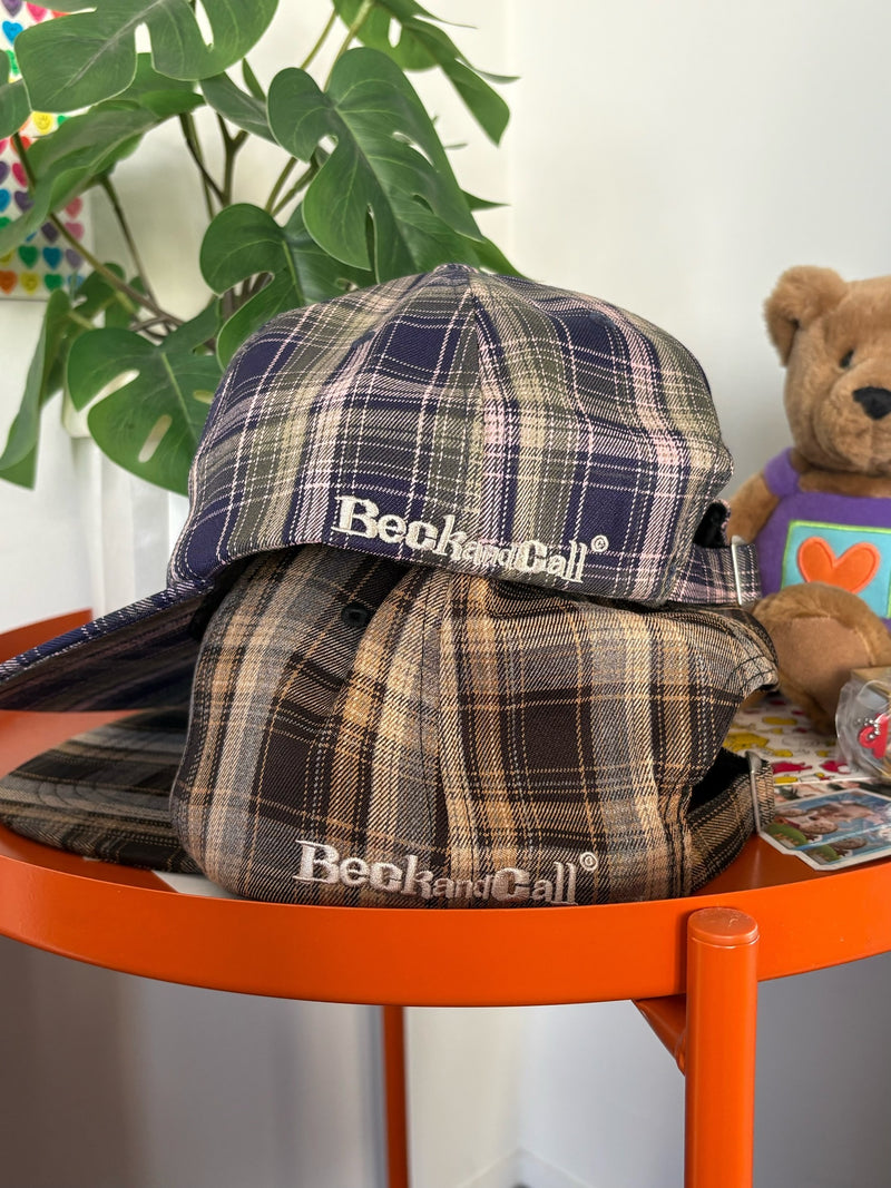 B logo Wappen Check Cap – YZ